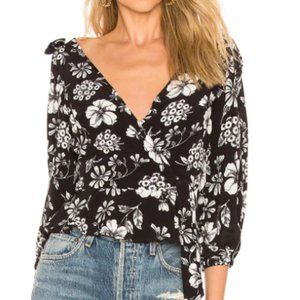 REVOLVE Black&White Floral Top - bundle any 2 items for $40 (anything under $50)